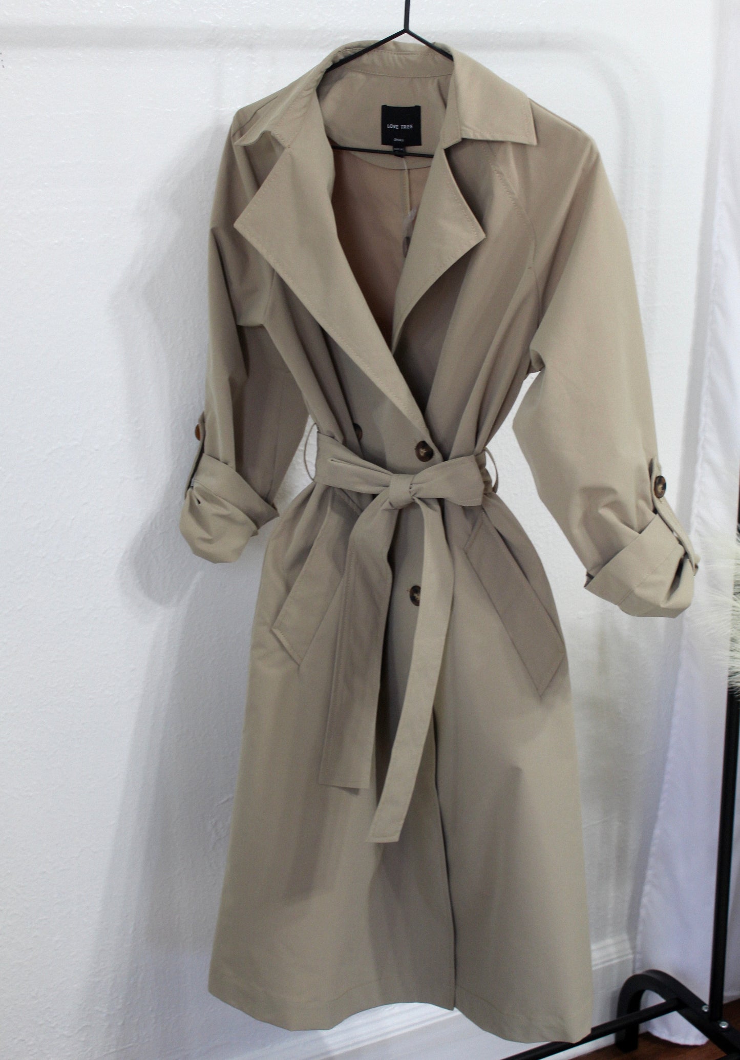 The Lightweight Trench