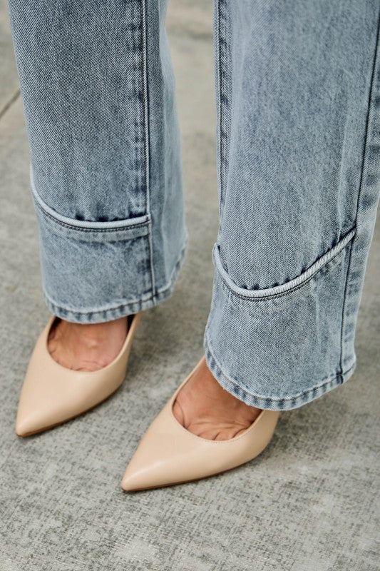 District Straight Jeans