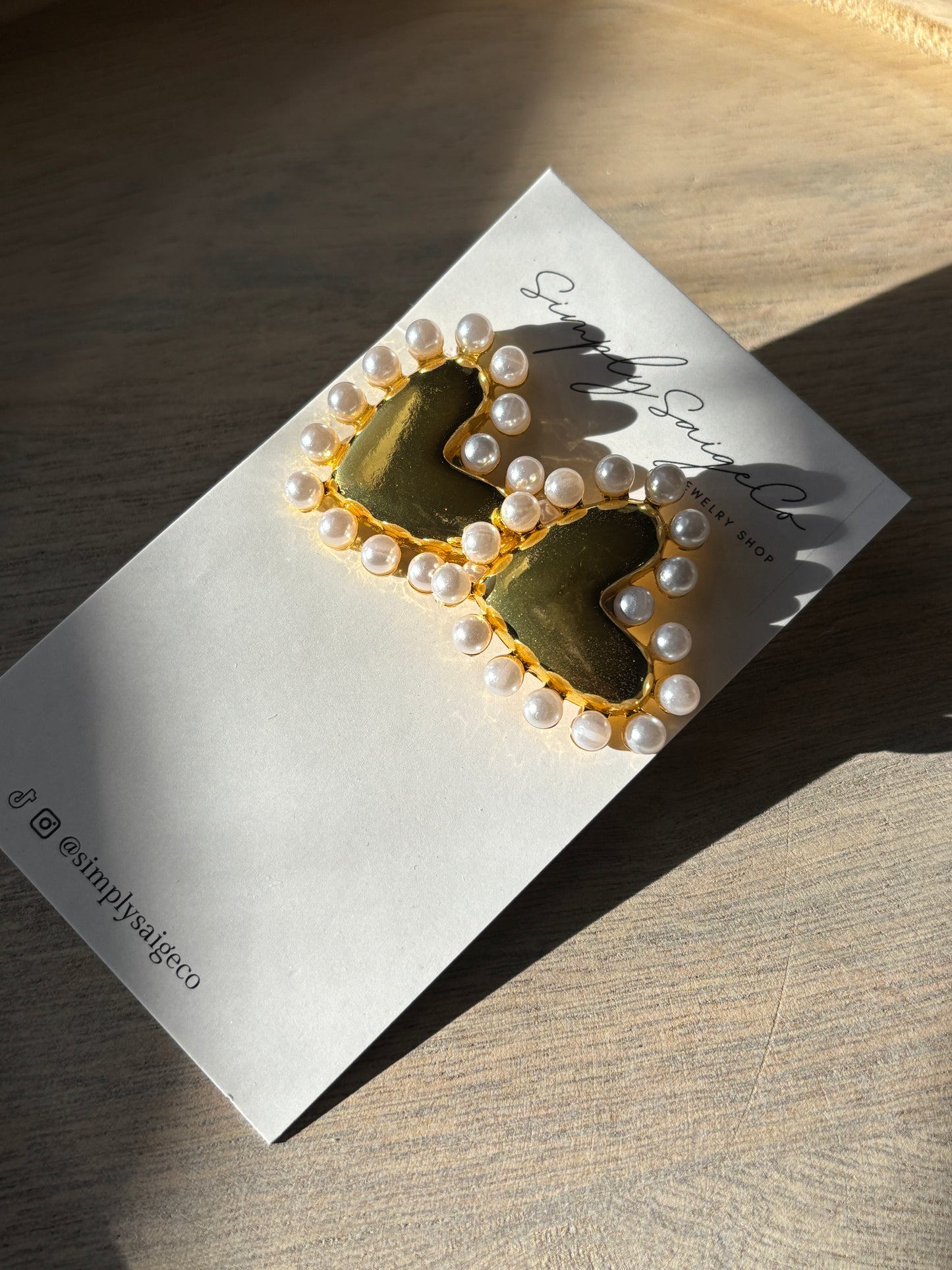 Pearl Heart Earrings