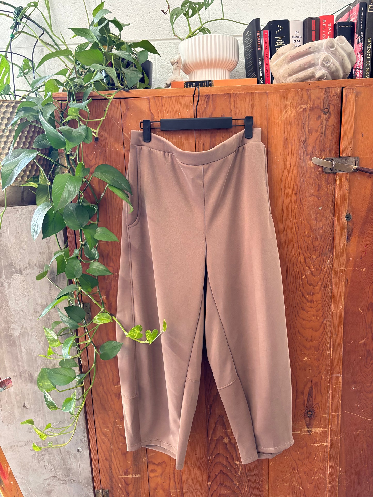 Hollis Pants